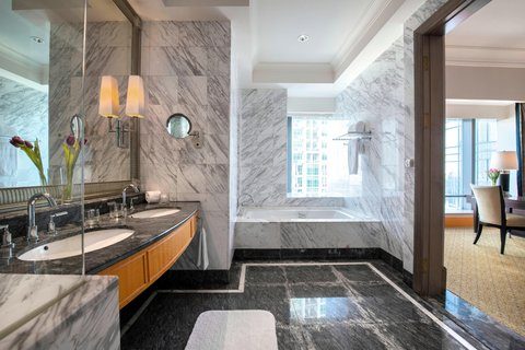 The Ritz-Carlton, Jakarta, Mega Kuningan interior