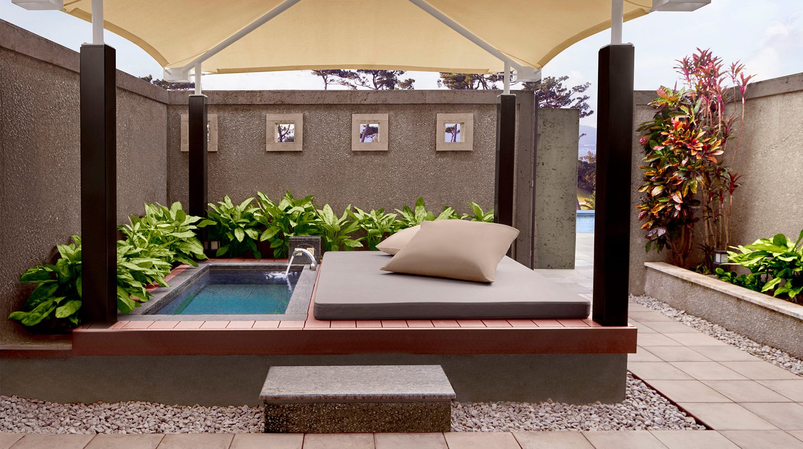 The Ritz-Carlton, Okinawa interior