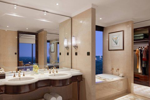 The Ritz-Carlton, Pune interior