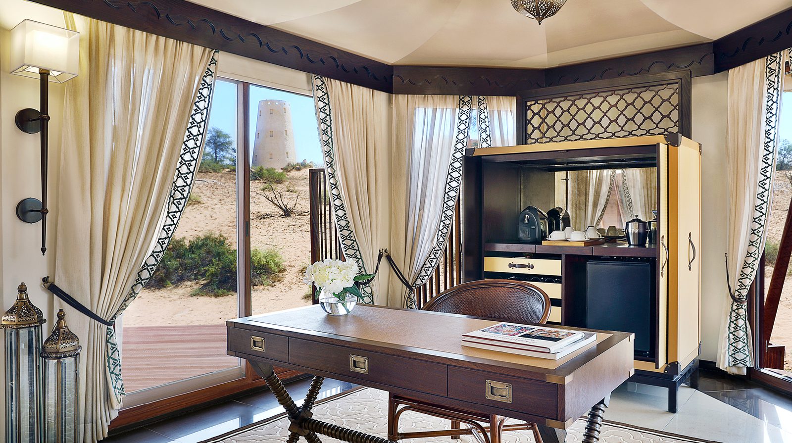 The Ritz-Carlton Ras Al Khaimah, Al Wadi Desert interior