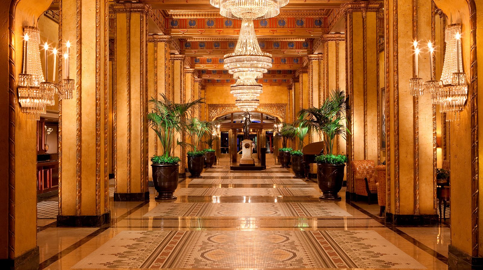 The Roosevelt New Orleans, A Waldorf Astoria Hotel interior