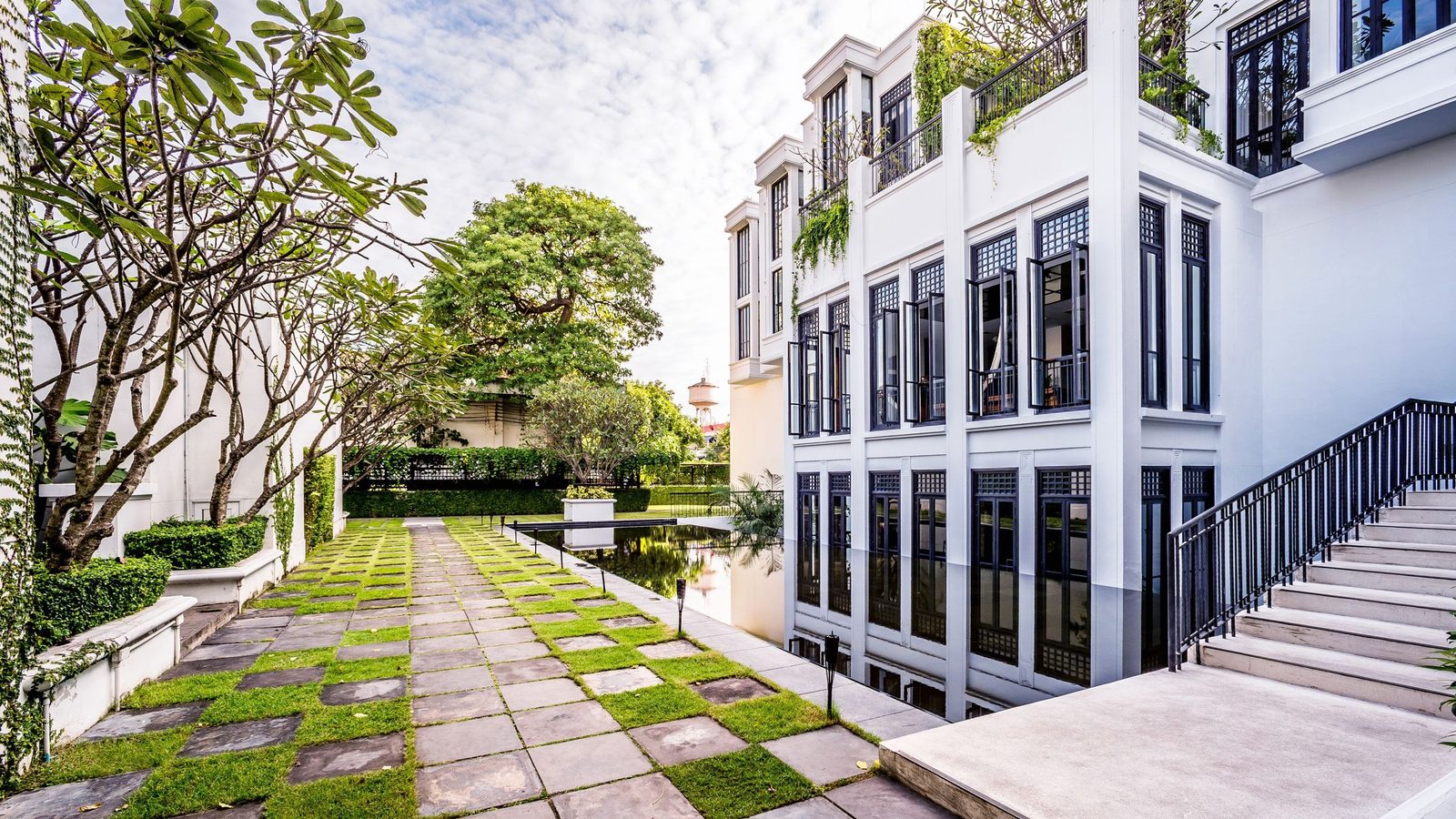 The Siam interior