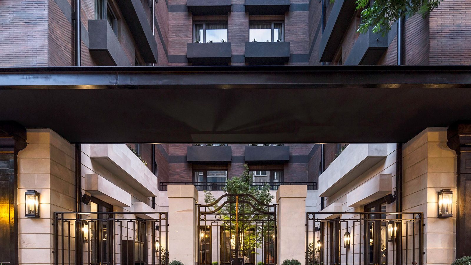 The Singular Santiago Lastarria Hotel interior