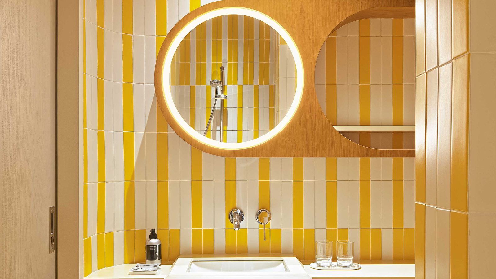 The Standard, Singapore interior