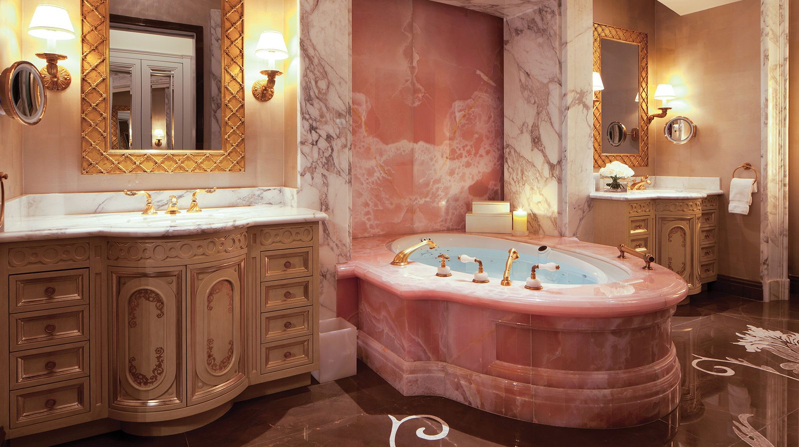 THE VILLAS Caesars Palace interior