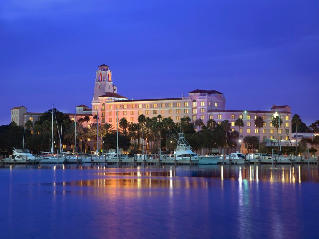The Vinoy Renaissance St. Petersburg Resort & Golf Club