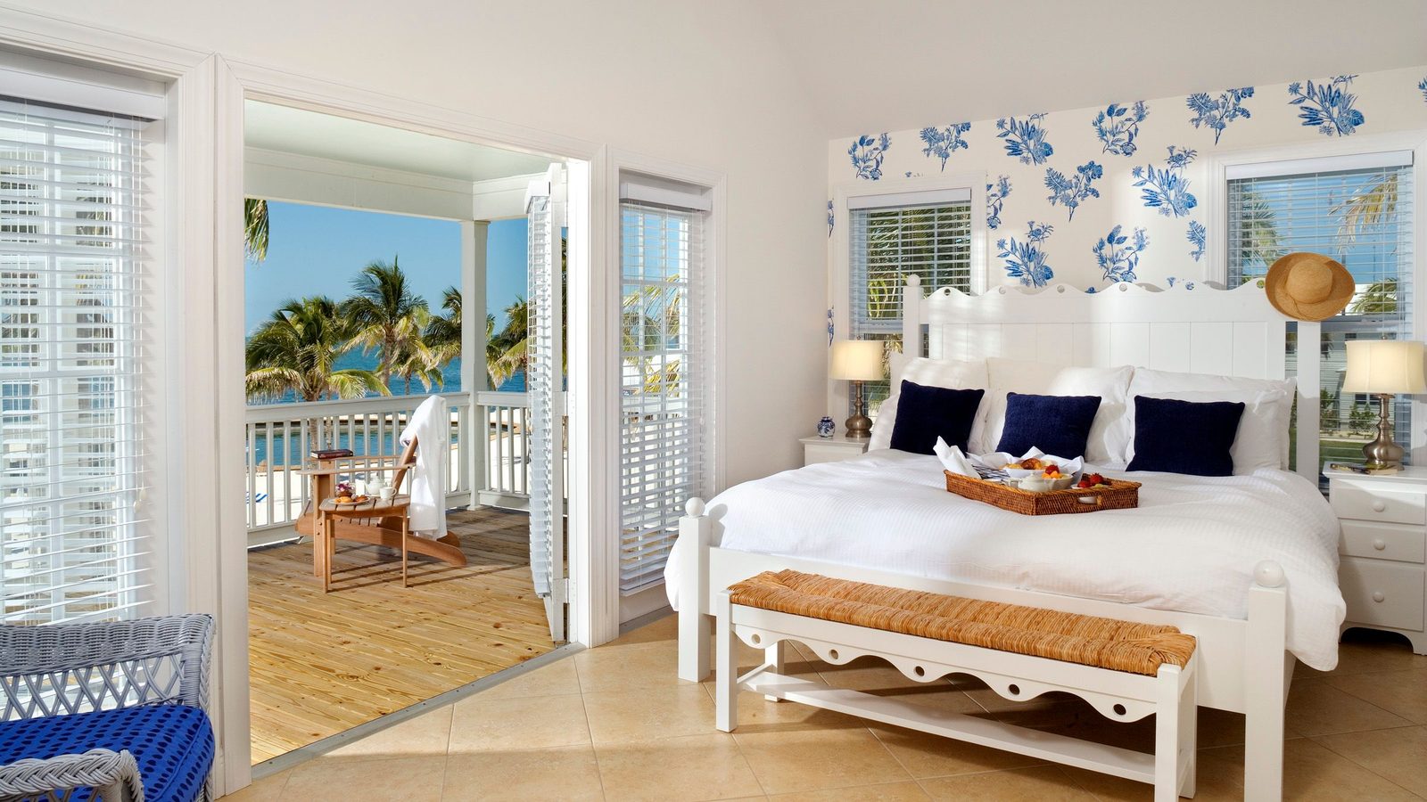 Tranquility Bay Beachfront Resort interior