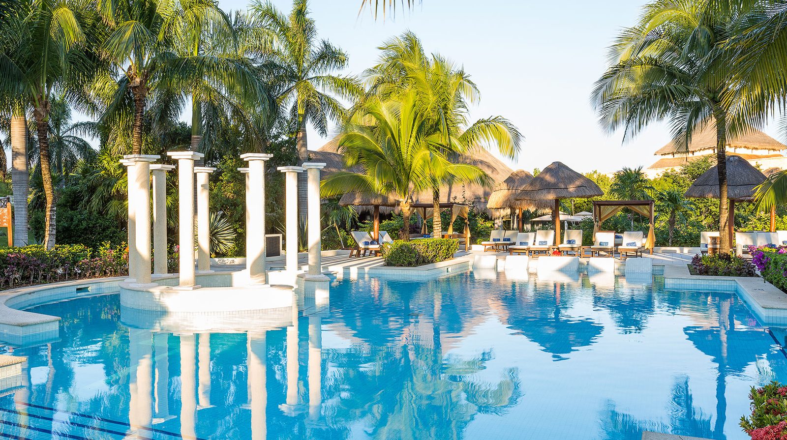 TRS Yucatan Hotel interior