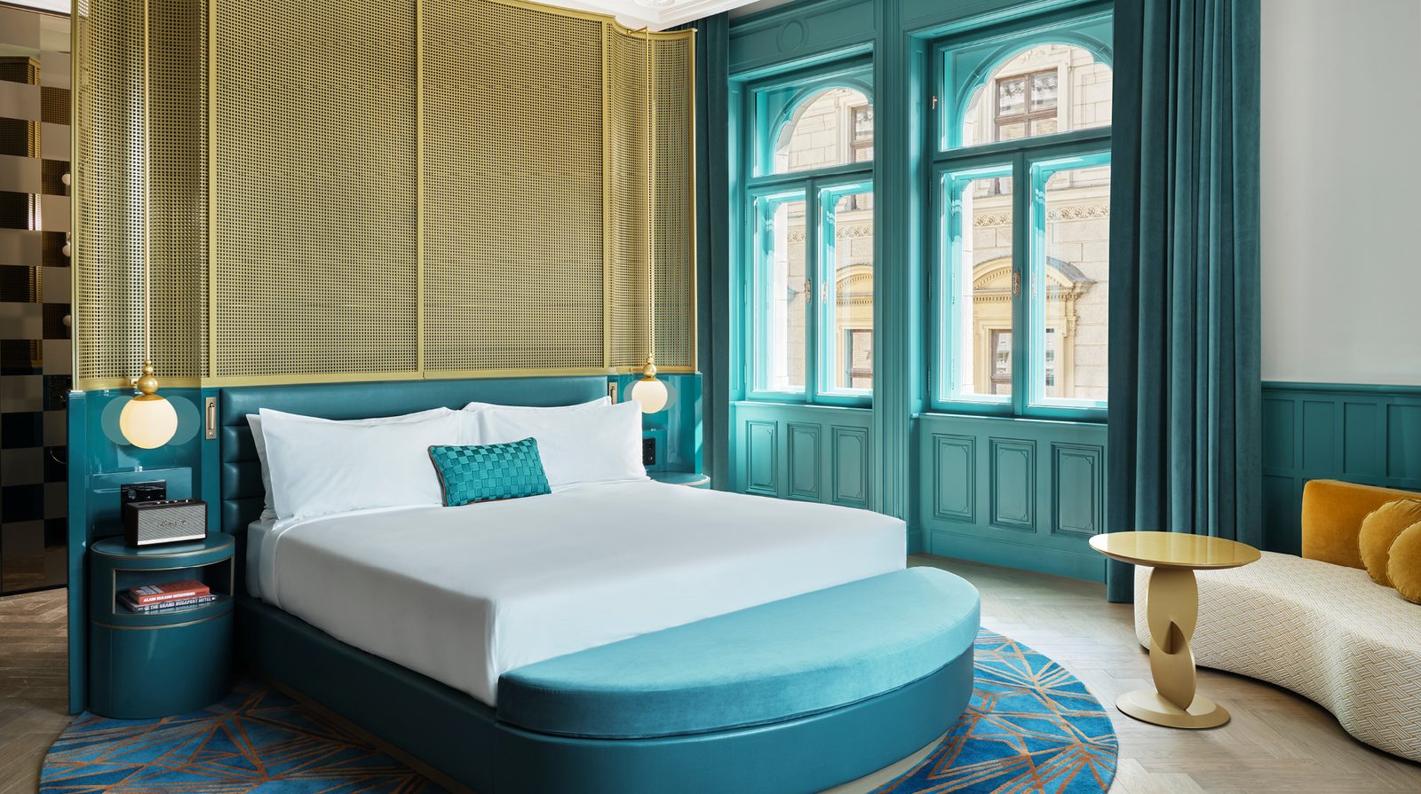 W Budapest interior