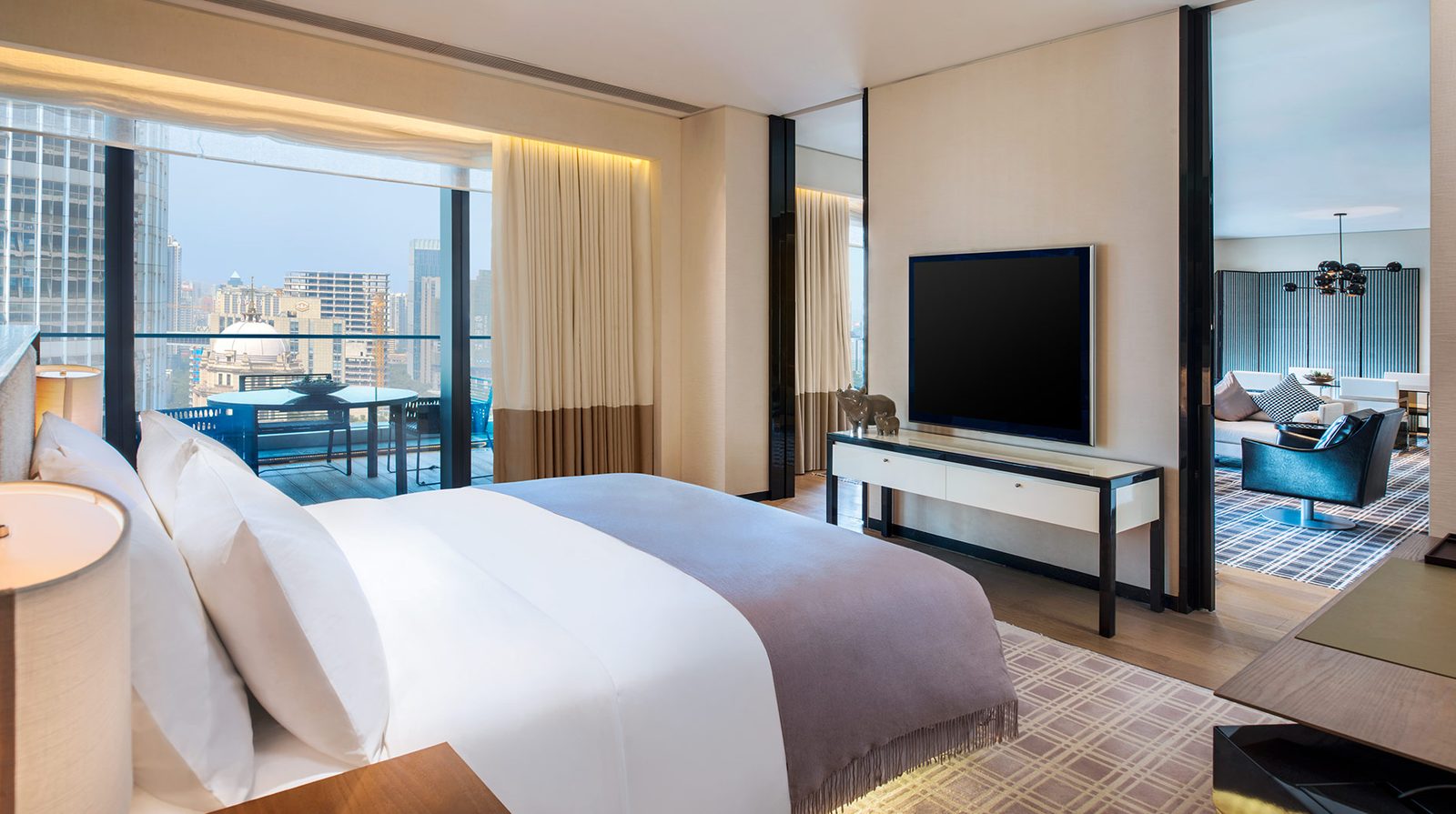W Guangzhou