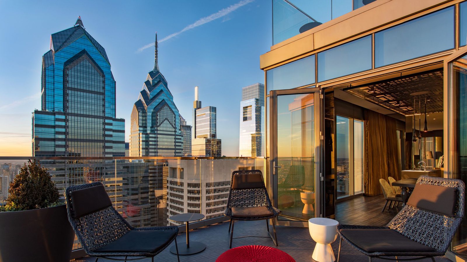 W Philadelphia