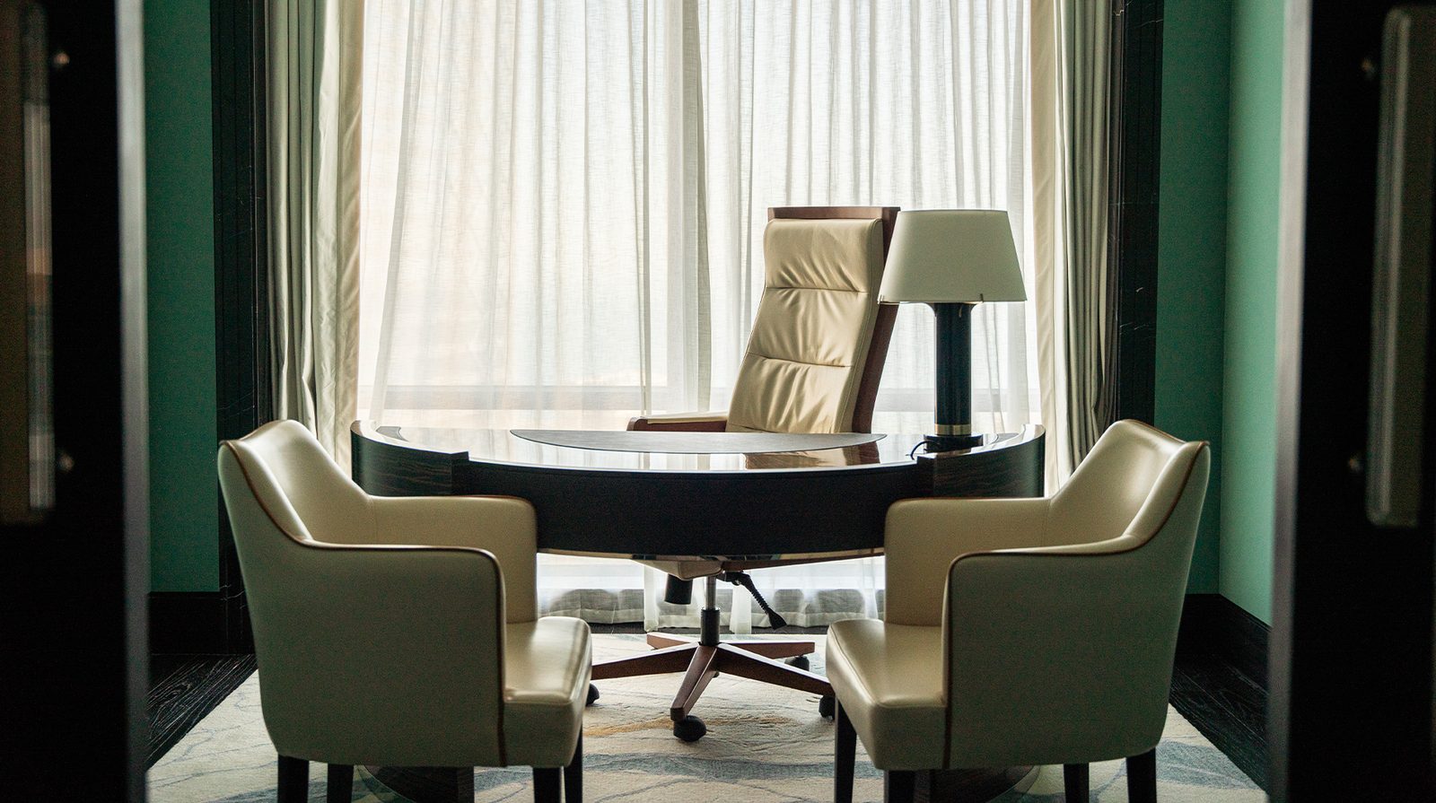 Waldorf Astoria Doha West Bay interior