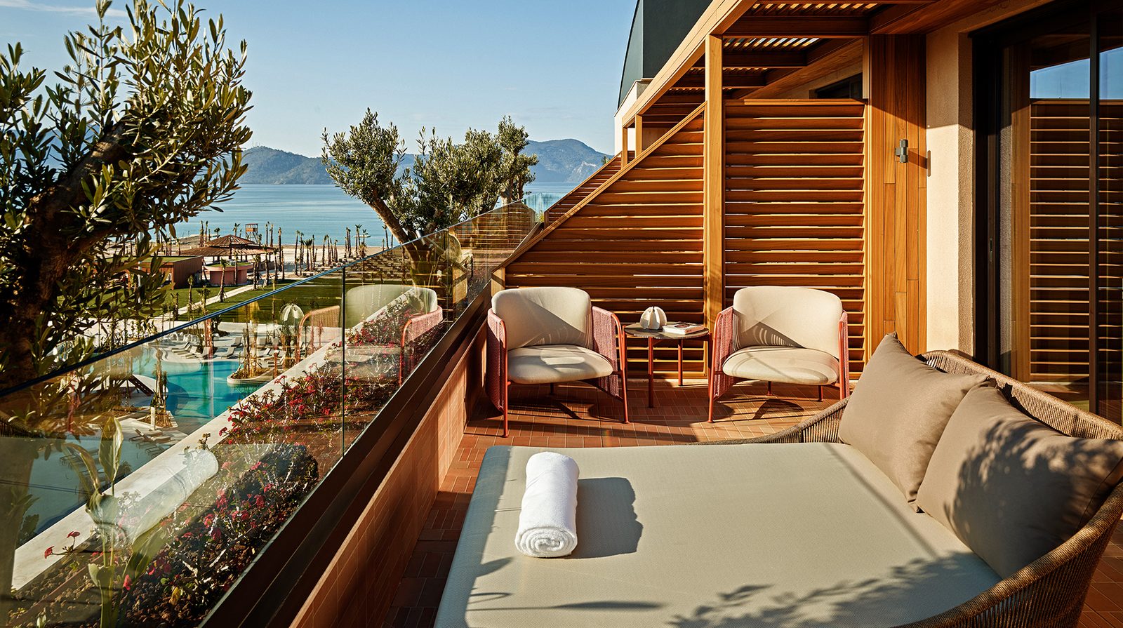 XO Cape Arnna interior